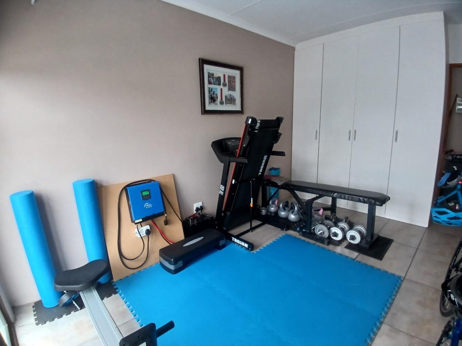 4 Bedroom Property for Sale in Seemeeu Park Western Cape